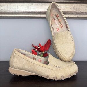 Skechers Relaxed Fit Womans 9 Slip On Shoe. Air Cooled Memory Foam. EXCELLENT.